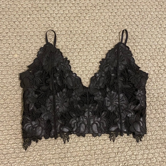 Tilly's Tops - Tilly’s | vegan floral bra top | sz med